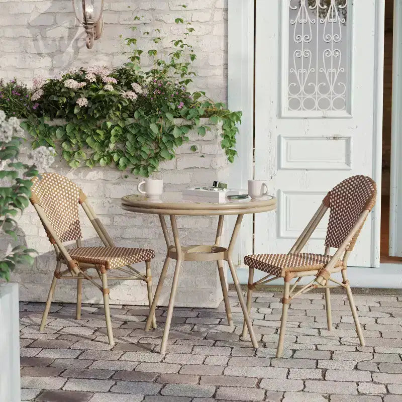 Flash Furniture Lourdes Table bistro commerciale intérieur/extérieur 31,5, en résine tressée PE, plateau en verre avec 2 chaises empilables