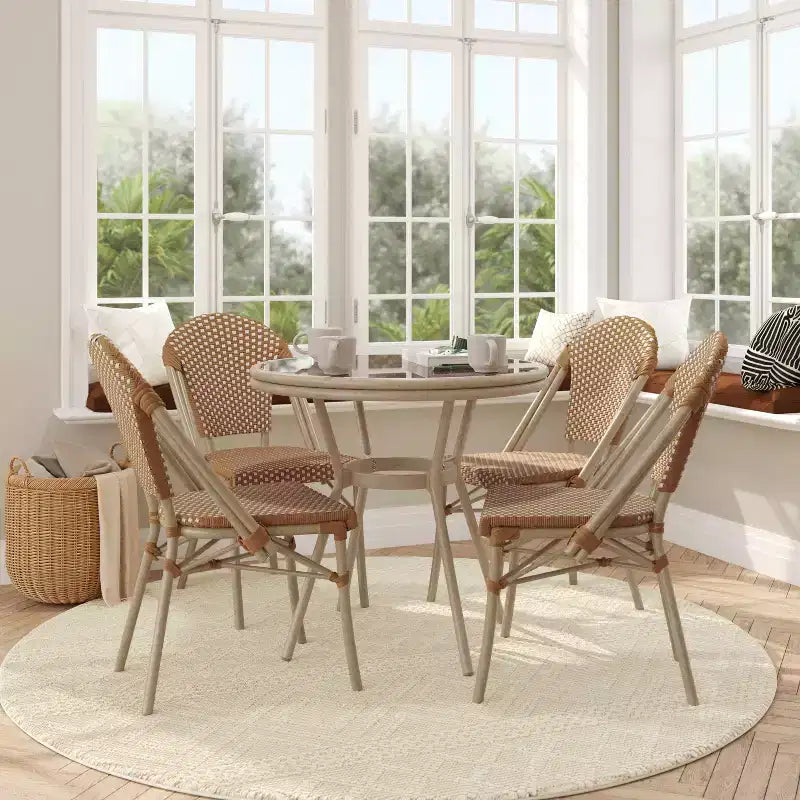 Flash Furniture Lourdes Table de bistrot commerciale intérieur/extérieur 31,5 po, rotin PE, dessus en verre avec 4 chaises empilables