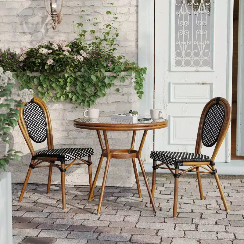 Flash Furniture Lourdes Bistro commercial d'intérieur/extérieur Table 31,5, résine tressée PE noir et blanc, plateau en verre avec 2 chaises empilables