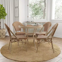 Merrick Lane Mael Table style bistro avec plateau en verre, Textilene, 4 chaises empilables et cadre en métal finition bambou pour usage intérieur/extérieur
