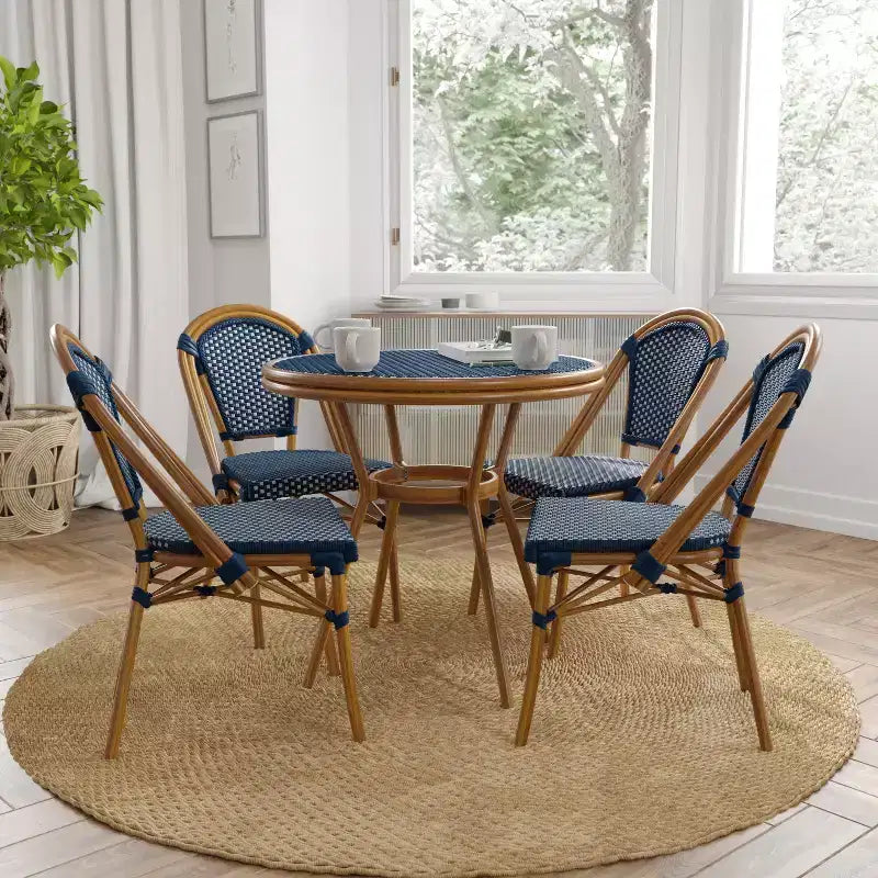 Merrick Lane Sacha Table style bistro avec plateau en verre, résine tressée PE, 2 chaises empilables et cadre en métal finition bambou pour usage intérieur/extérieur