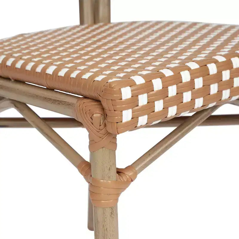 Chaise bistrot empilable Thonet Merrick Lane Celia, assise en rotin PE et cadre en métal pour usage intérieur/extérieur
