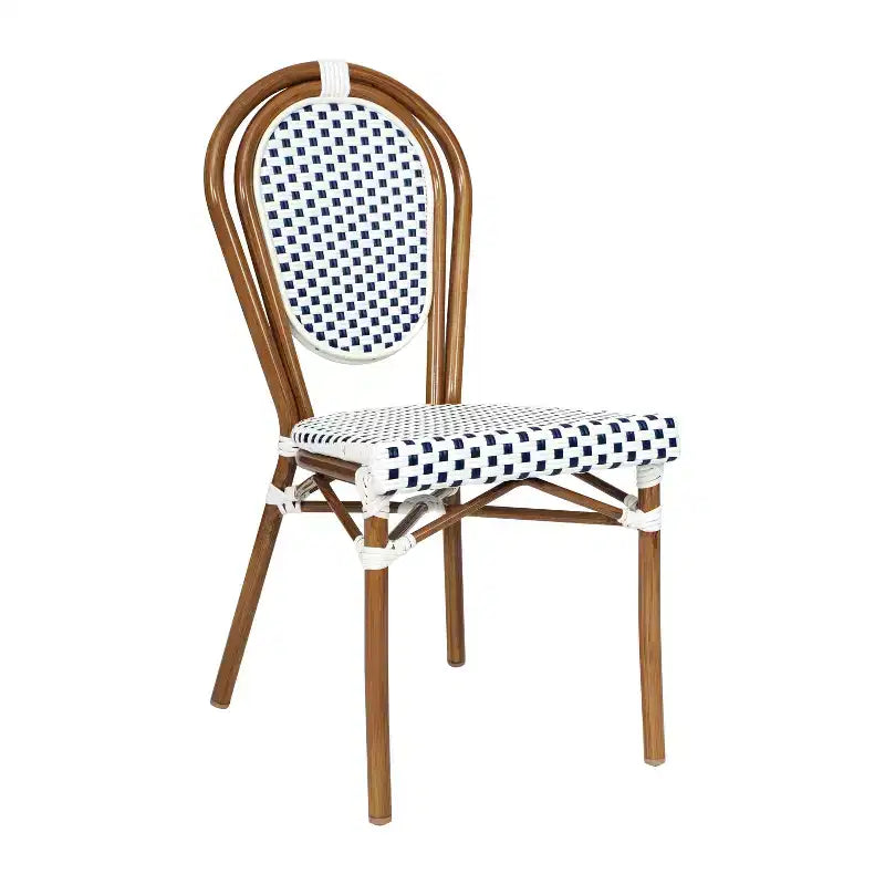 Chaise bistrot empilable Thonet Merrick Lane Celia, assise en rotin PE et cadre en métal pour usage intérieur/extérieur