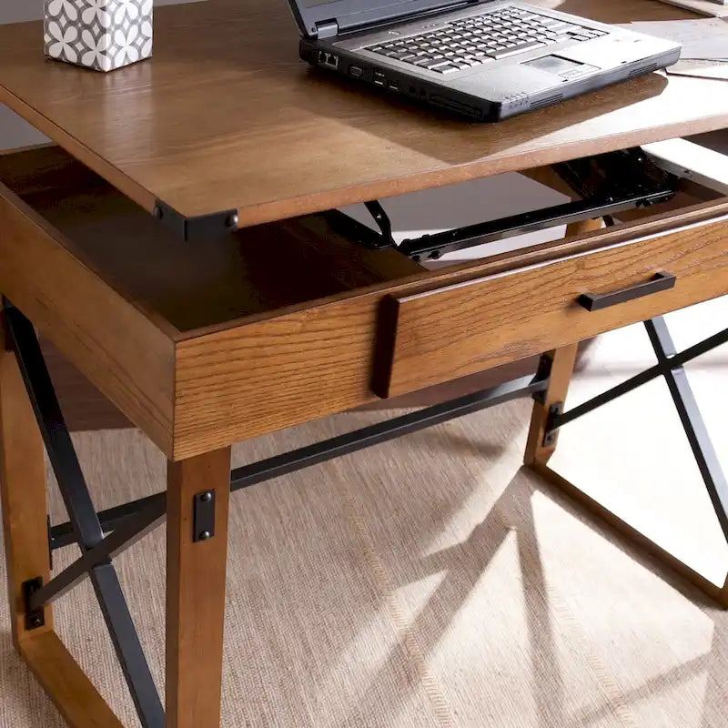 Bureau à hauteur réglable SEI Furniture Carlan en pin vieilli