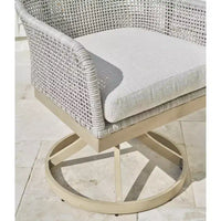 Signature Design by Ashley Seton Creek Chaise de salle à manger pivotante extérieure (lot de 2), gris