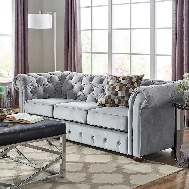 Canapé Chesterfield Gdansk avec accoudoirs arrondis et capitonnés