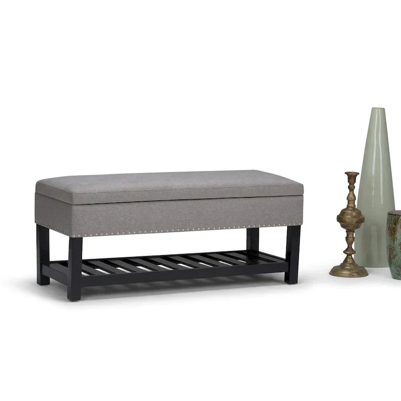 Banc ottoman rectangulaire WYNDENHALL Riley de 43 po de large - 43 L x 17 P x 19 H