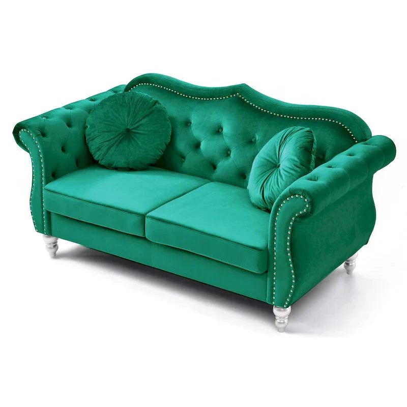 Causeuse Chesterfield en Velours Hollywood 68 pouces avec 2 Coussins Décoratifs - 68L x 35l x 34H pouces