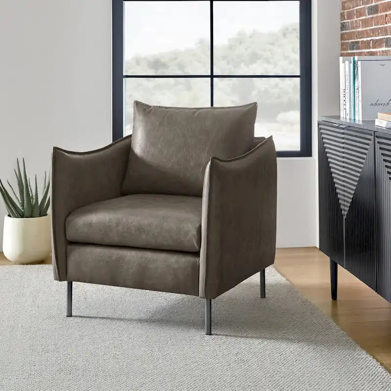 Fauteuil d'appoint Jaime en similicuir végétalien avec coussin amovible par HULALA HOME
