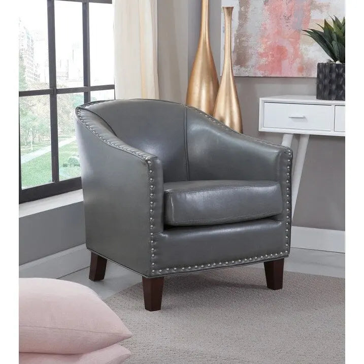 Fauteuil d'appoint Giles Grafton Home avec garniture cloutée