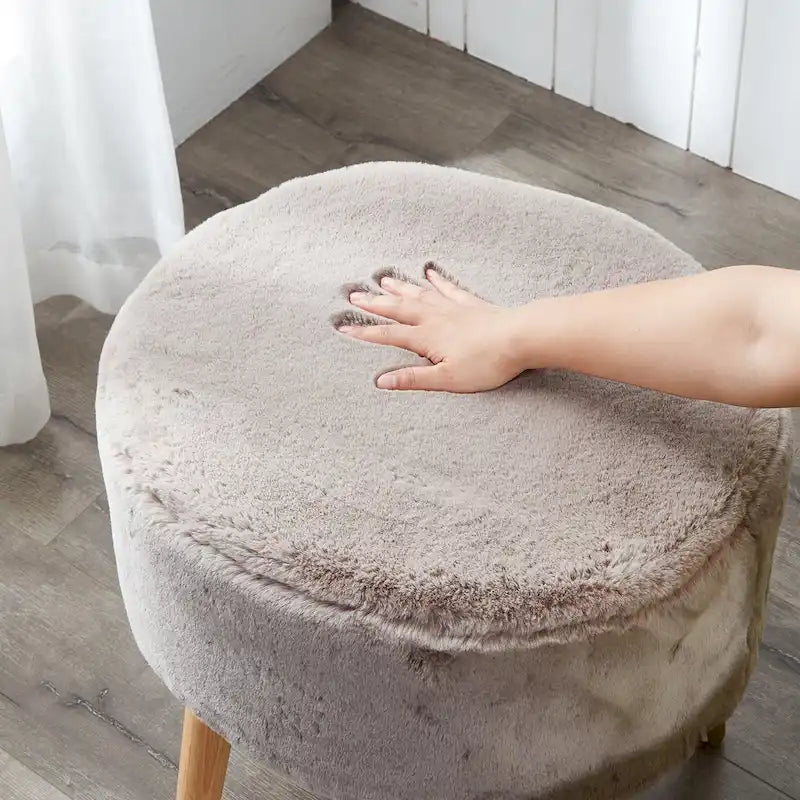 Serenta Pouf ovale en fausse fourrure épaisse