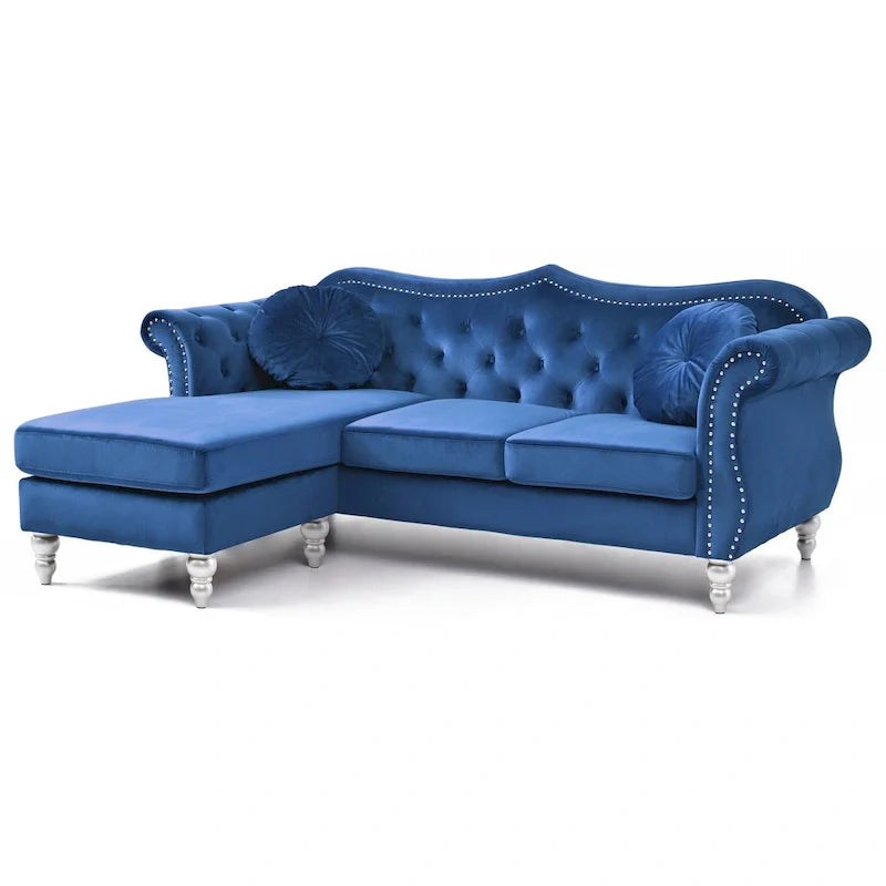 Canapé d'angle chesterfield en velours Hollywood de 81 po avec 2 coussins décoratifs – 81L x 35W x 34H