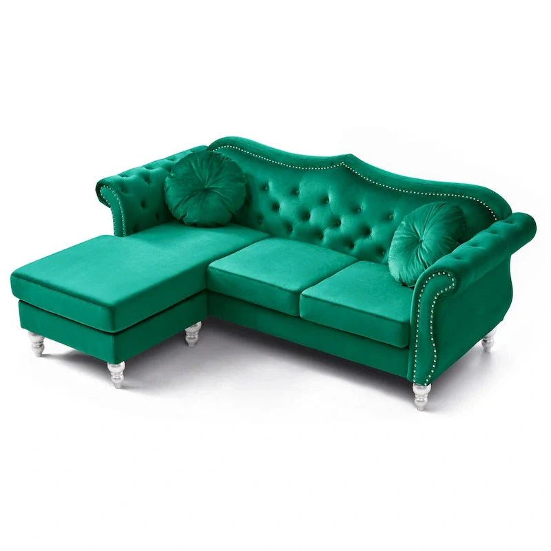 Canapé d'angle chesterfield en velours Hollywood de 81 po avec 2 coussins décoratifs – 81L x 35W x 34H