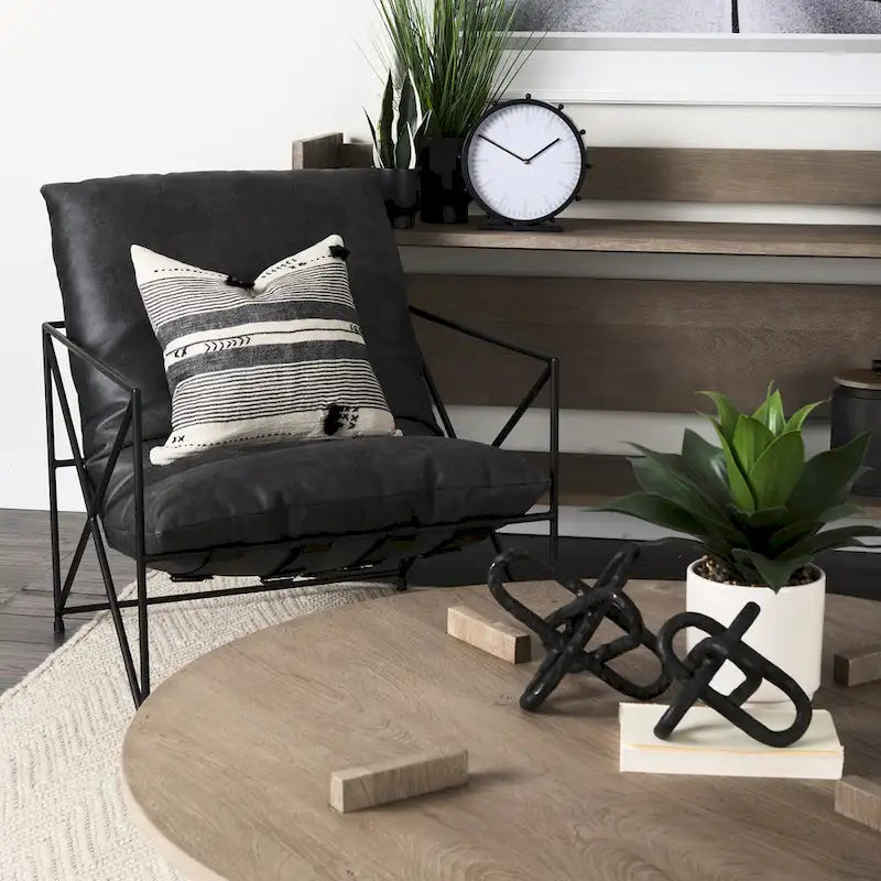 Fauteuil d'appoint Leonidas en similicuir noir avec cadre en métal noir