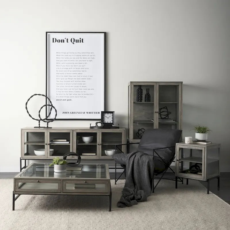 Fauteuil d'appoint Leonidas en similicuir noir avec cadre en métal noir