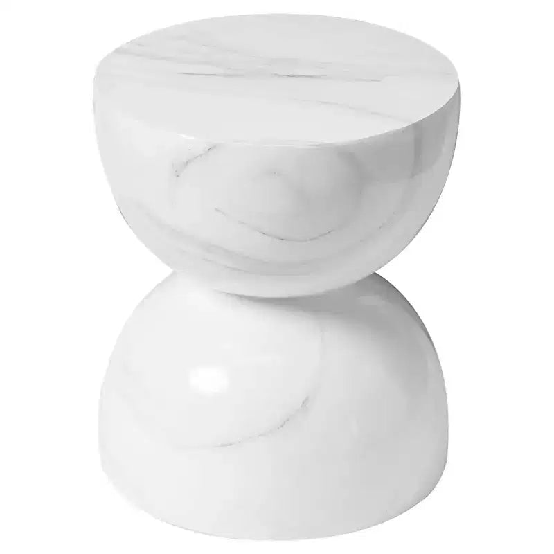 LeisureMod Serie Sage Table d'appoint minimaliste en pierre composite en forme de sablier, table d'appoint moderne pour interieur ou patio, design durable pour petits espaces