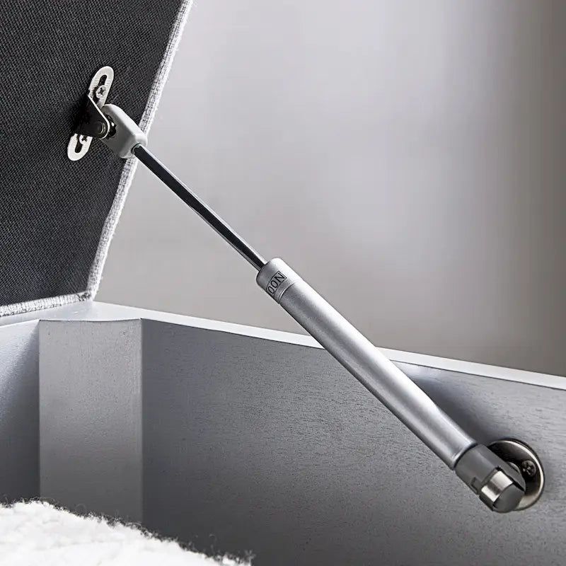 Banc de rangement Leick Home avec plateau relevable, miroir, filigrane en losange et base en X