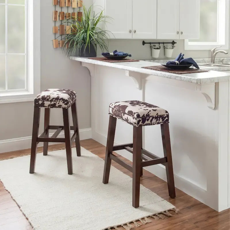 Tabouret de bar imprimé vache Ian Brown