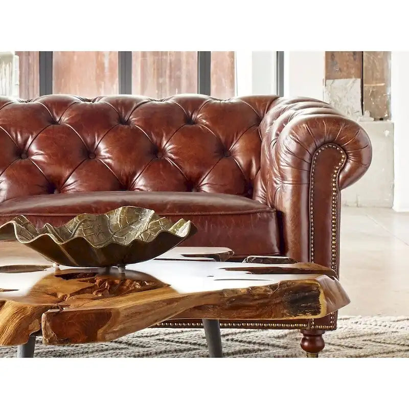 Canapé Chesterfield en cuir pleine fleur Aurelle Home Premier