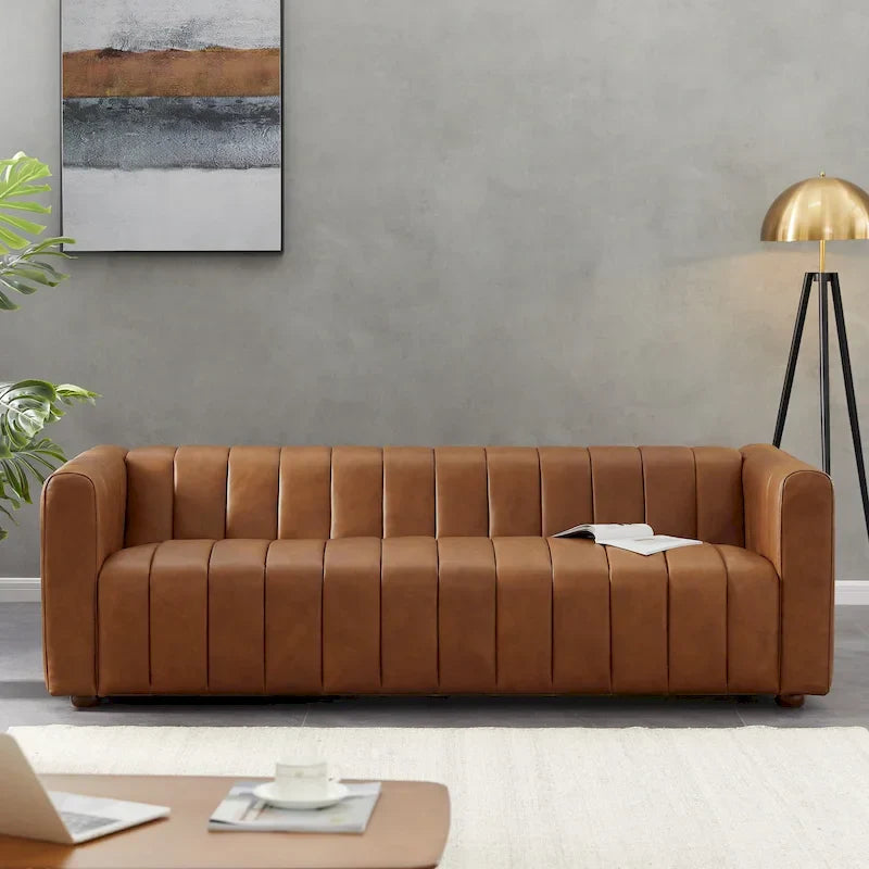 Canapé Designer en Cuir Pleine Fleur Clarence Mid-Century de Couleur Tan
