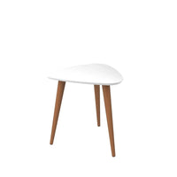 Table d'appoint triangulaire haute Utopia 19.88 avec pieds évasés en bois