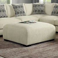 Kintra Pouf de cocktail rembourré en chenille contemporain par Furniture of America