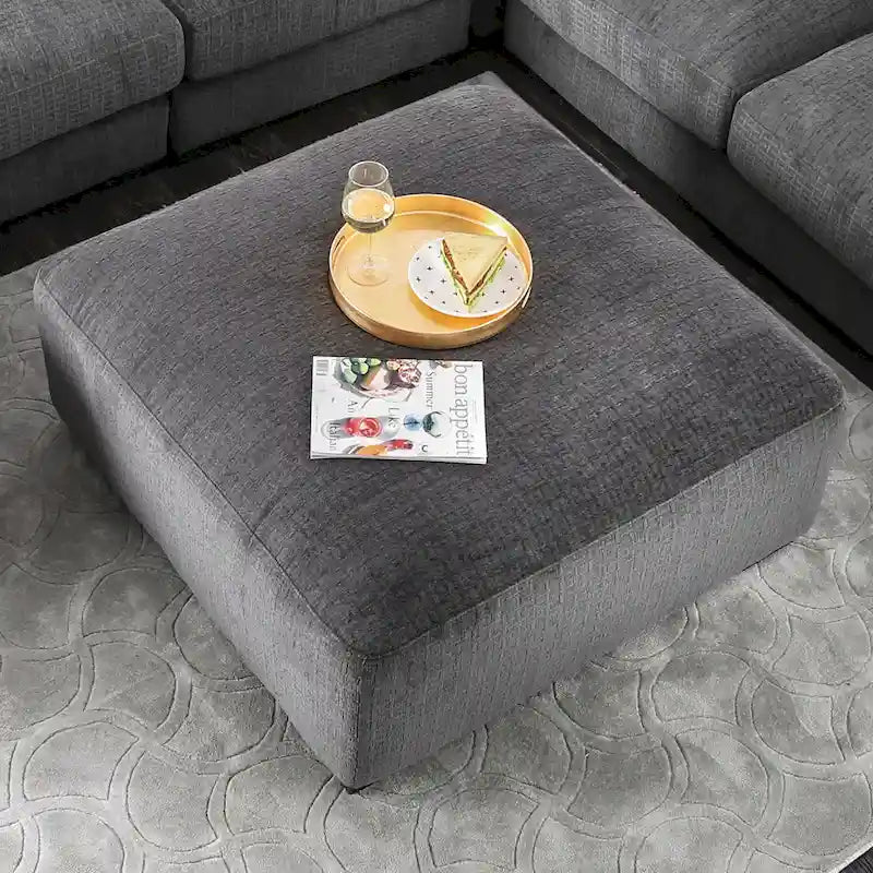 Kintra Pouf de cocktail rembourré en chenille contemporain par Furniture of America