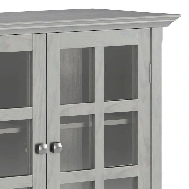WYNDENHALL Normandy Armoire de rangement en bois massif 39 po - 39 larg. x 17 prof. x 42,2 haut.