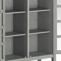 WYNDENHALL Normandy Armoire de rangement en bois massif 39 po - 39 larg. x 17 prof. x 42,2 haut.