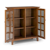 WYNDENHALL Normandy Armoire de rangement en bois massif 39 po - 39 larg. x 17 prof. x 42,2 haut.