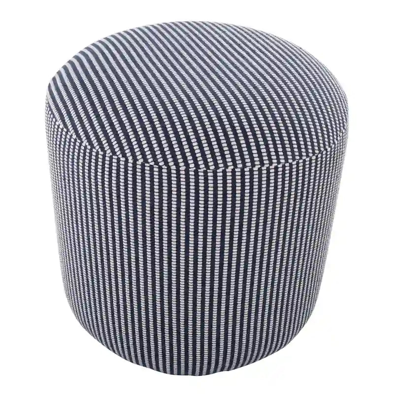 Le pouf rond Alayna 16 de Curated Nomad