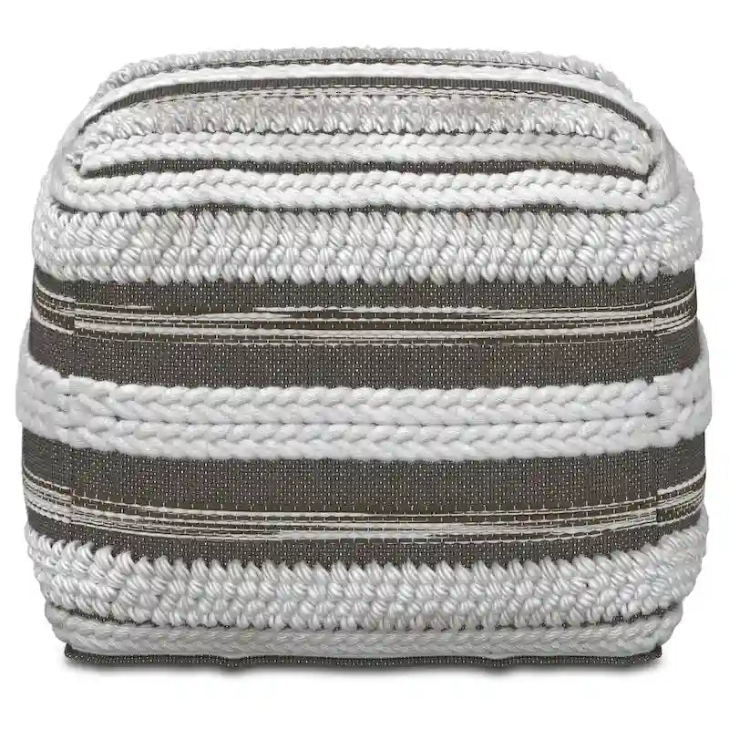 Poufs carrés WYNDENHALL Silva Boho en motif tissé à la main