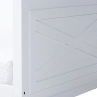 Lit de repos en bois « The Gray Barn Silver Fox Cottage » de style maison de ferme