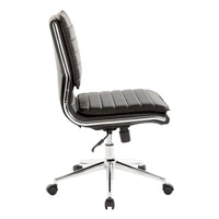 Chaise de manager professionnelle à dossier moyen sans accoudoirs en similicuir avec base chromée