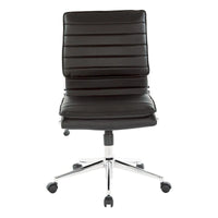 Chaise de manager professionnelle à dossier moyen sans accoudoirs en similicuir avec base chromée
