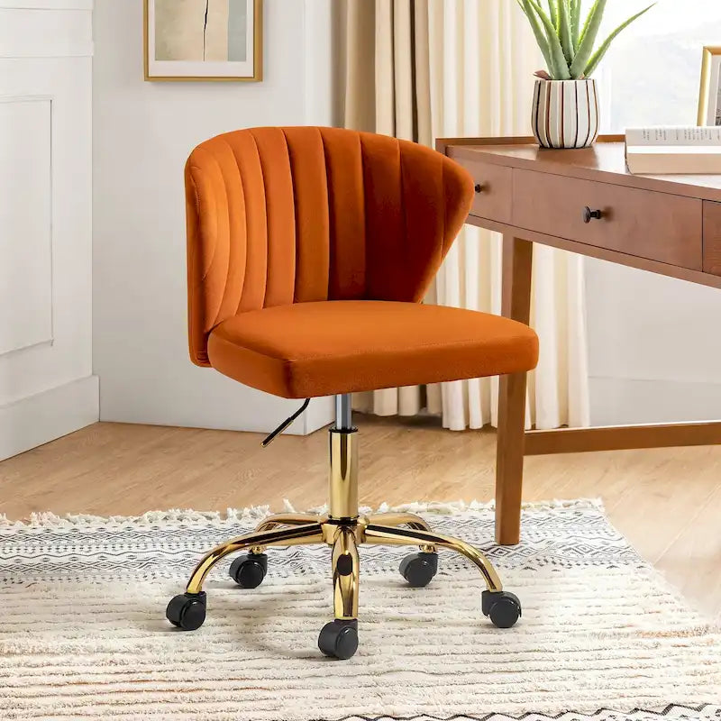 Chaise de travail de bureau ergonomique moderne à dossier enveloppant en velours Ilia à pivotement 360 degrés avec dossier capitonné à canaux par HULALA HOME