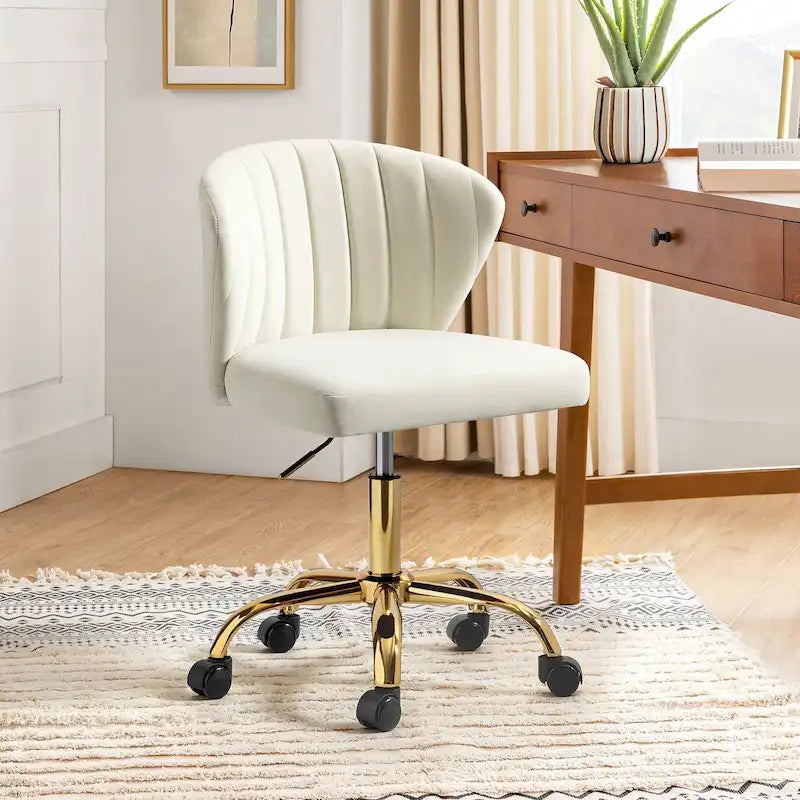 Chaise de travail de bureau ergonomique moderne à dossier enveloppant en velours Ilia à pivotement 360 degrés avec dossier capitonné à canaux par HULALA HOME