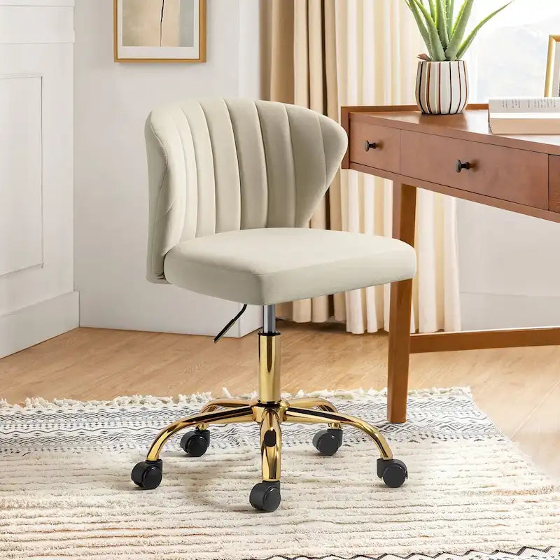Chaise de travail de bureau ergonomique moderne à dossier enveloppant en velours Ilia à pivotement 360 degrés avec dossier capitonné à canaux par HULALA HOME