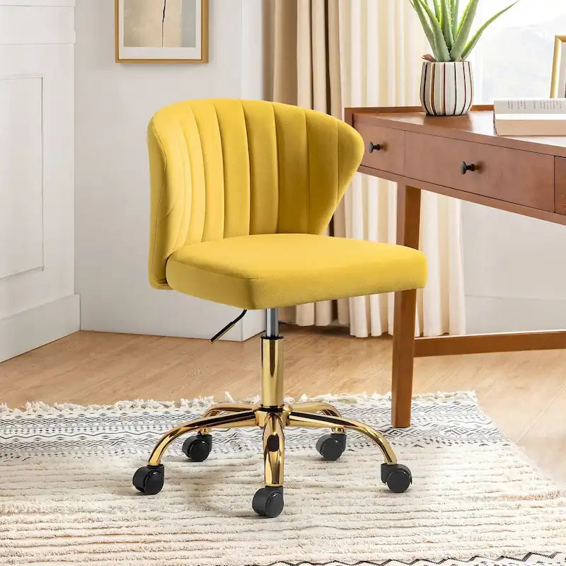 Chaise de bureau ergonomique pivotante à 360° en velours moderne Ilia avec dossier capitonné par HULALA HOME