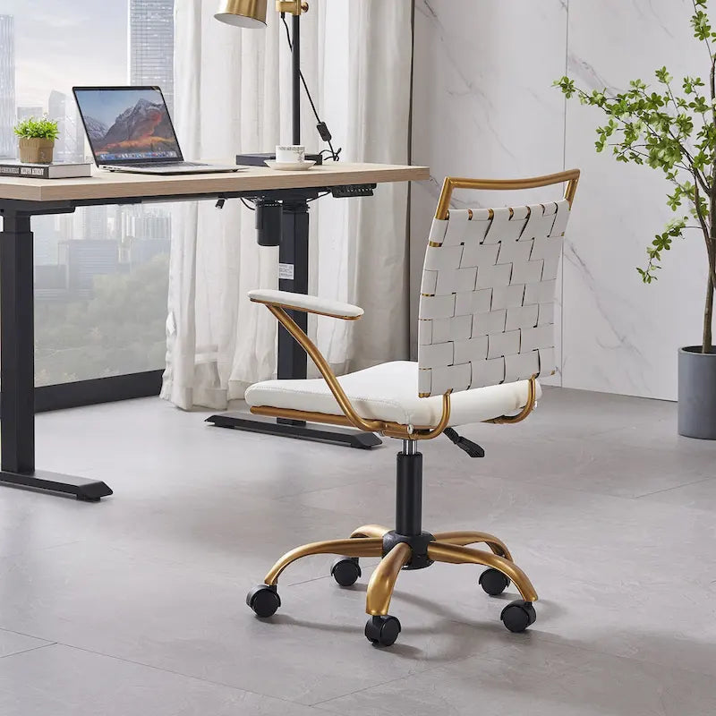Chaise de bureau LUXMOD en cuir doré à dossier mi-hauteur, chaise pivotante d'ordinateur