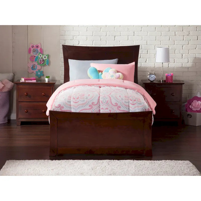 Lit plateforme AFI Metro avec pied de lit et lit gigogne assortis