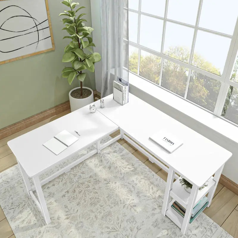 Bureau d'angle Plank and Beam avec étagères