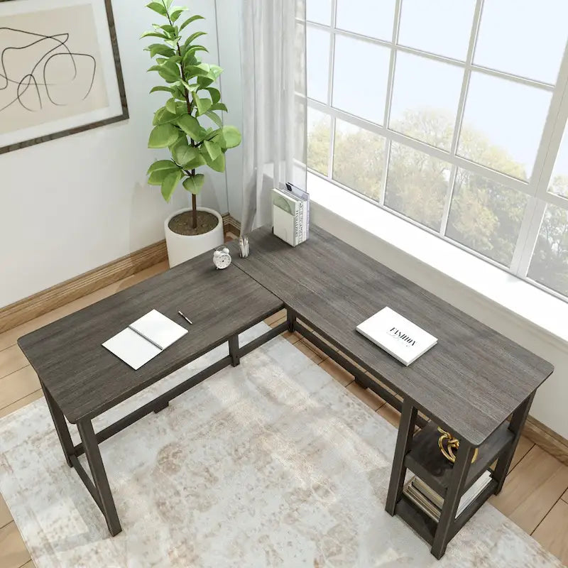 Bureau d'angle Plank and Beam avec étagères