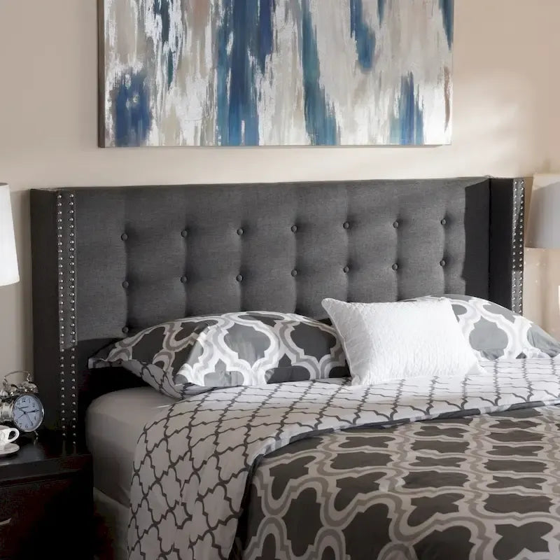 Tête de lit contemporaine en tissu à ailes de Baxton Studio