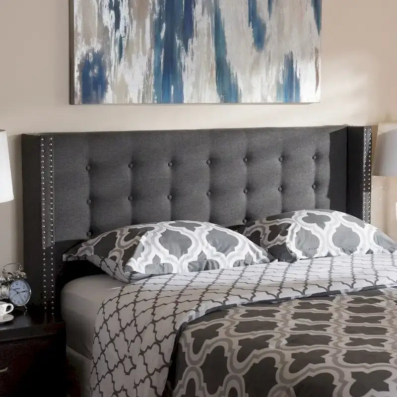 Tête de lit contemporaine en tissu à ailes de Baxton Studio