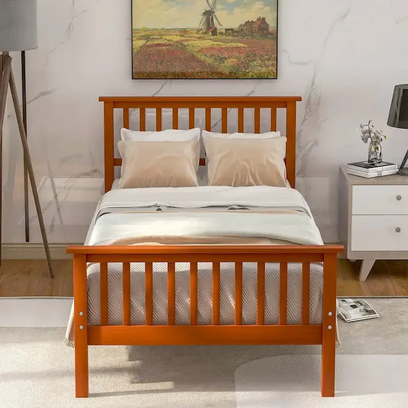 Lit plateforme en bois avec tête et pied de lit