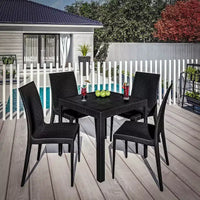 LeisureMod Mace Ensemble bistro d'extérieur 5 pièces style mid-century moderne - Table ronde blanche avec 4 chaises empilables