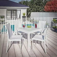 LeisureMod Mace Ensemble bistro d'extérieur 5 pièces style mid-century moderne - Table ronde blanche avec 4 chaises empilables
