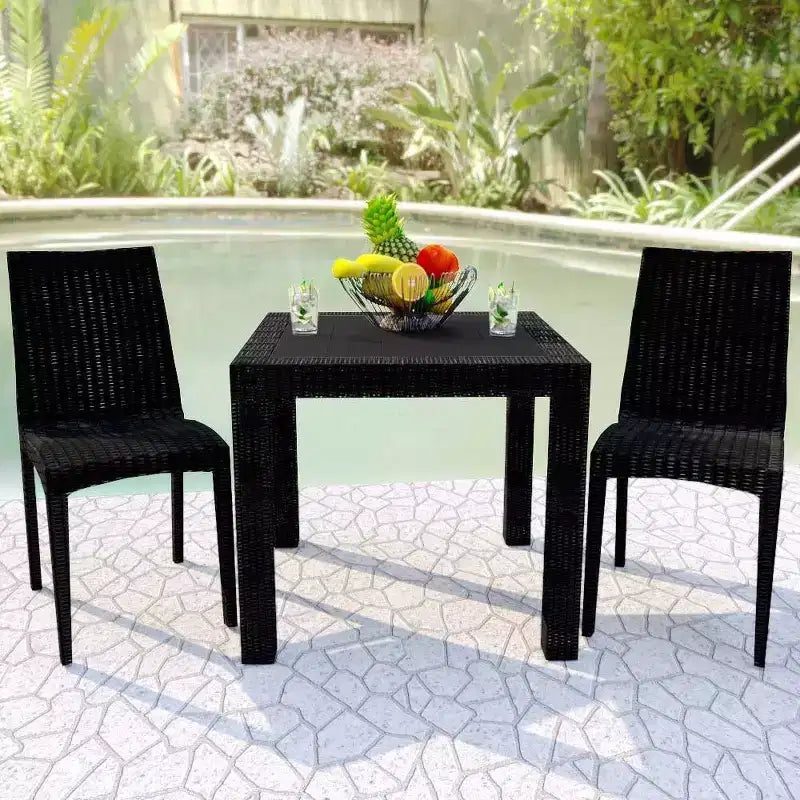 LeisureMod Mace Ensemble de Bistro d'Extérieur Moderne du Milieu du Siècle 3 Pièces - Table Ronde Blanche avec 2 Chaises Empilables