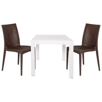LeisureMod Mace Ensemble de Bistro d'Extérieur Moderne du Milieu du Siècle 3 Pièces - Table Ronde Blanche avec 2 Chaises Empilables